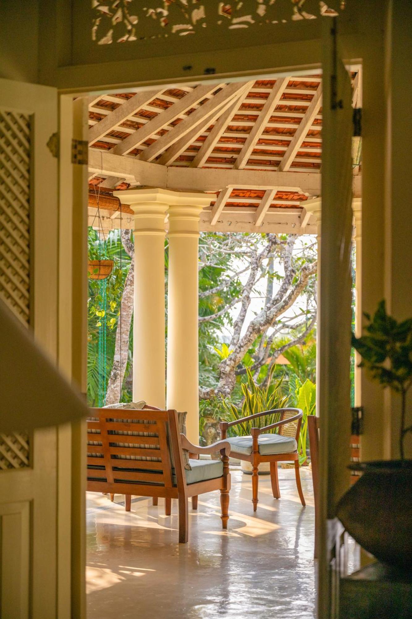 The Sun House Hotell Galle Exteriör bild