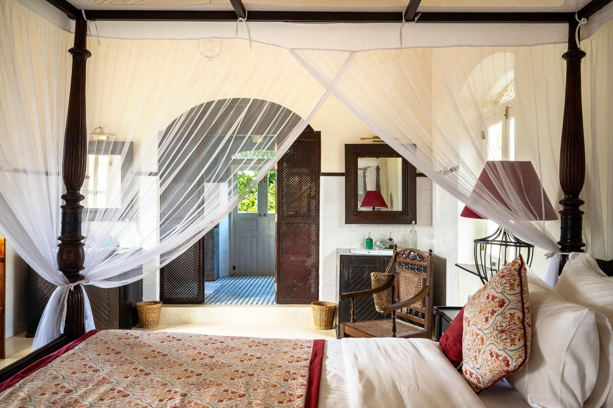 The Sun House Hotell Galle Exteriör bild